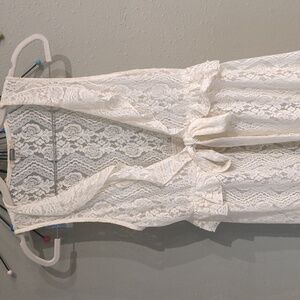 Gimmicks By Bke Lace Longline Open Front Small Ivory Romance Boho